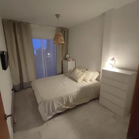 Apartman Lucia Sea View פואנגירולה