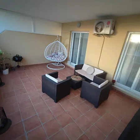 Apartman Lucia Sea View פואנגירולה